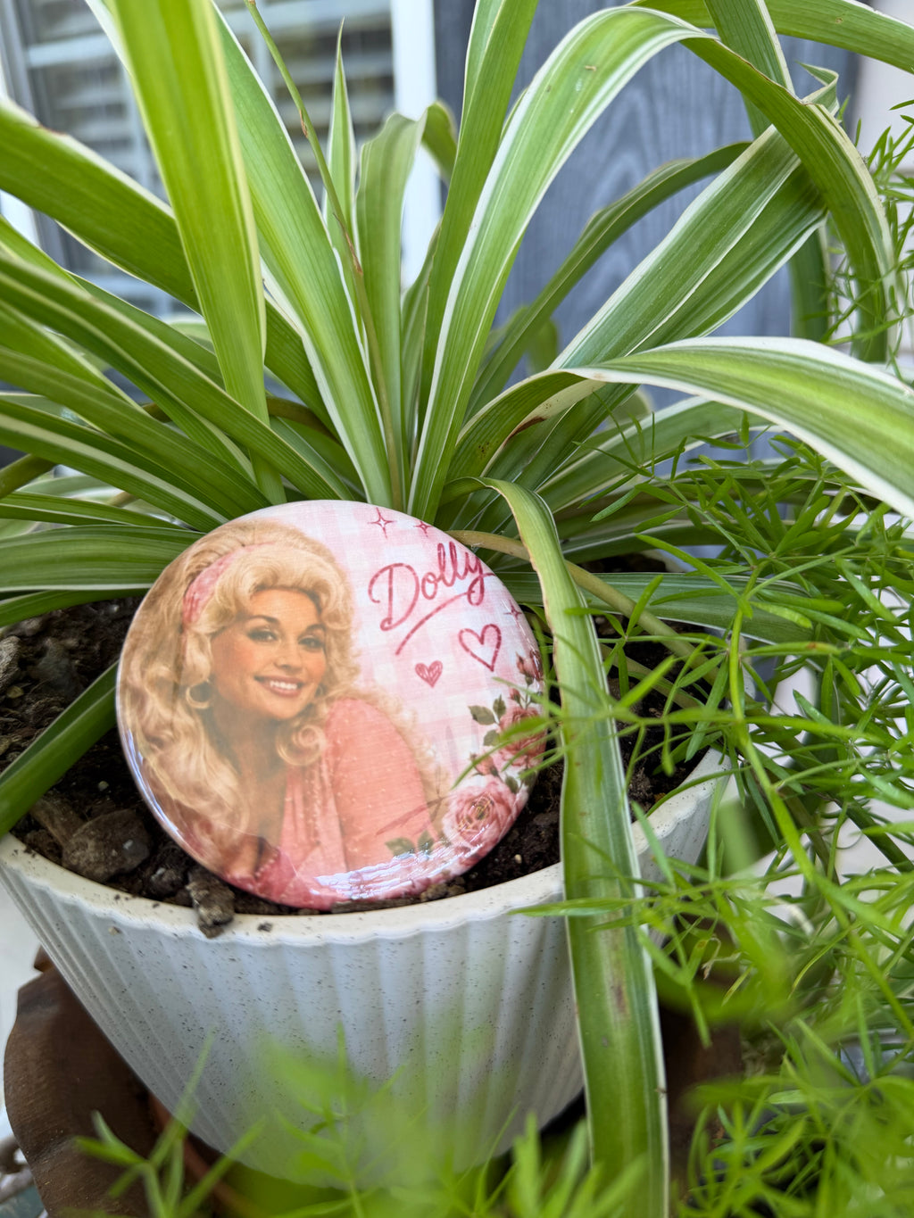 Pretty in Pink Dolly Pin