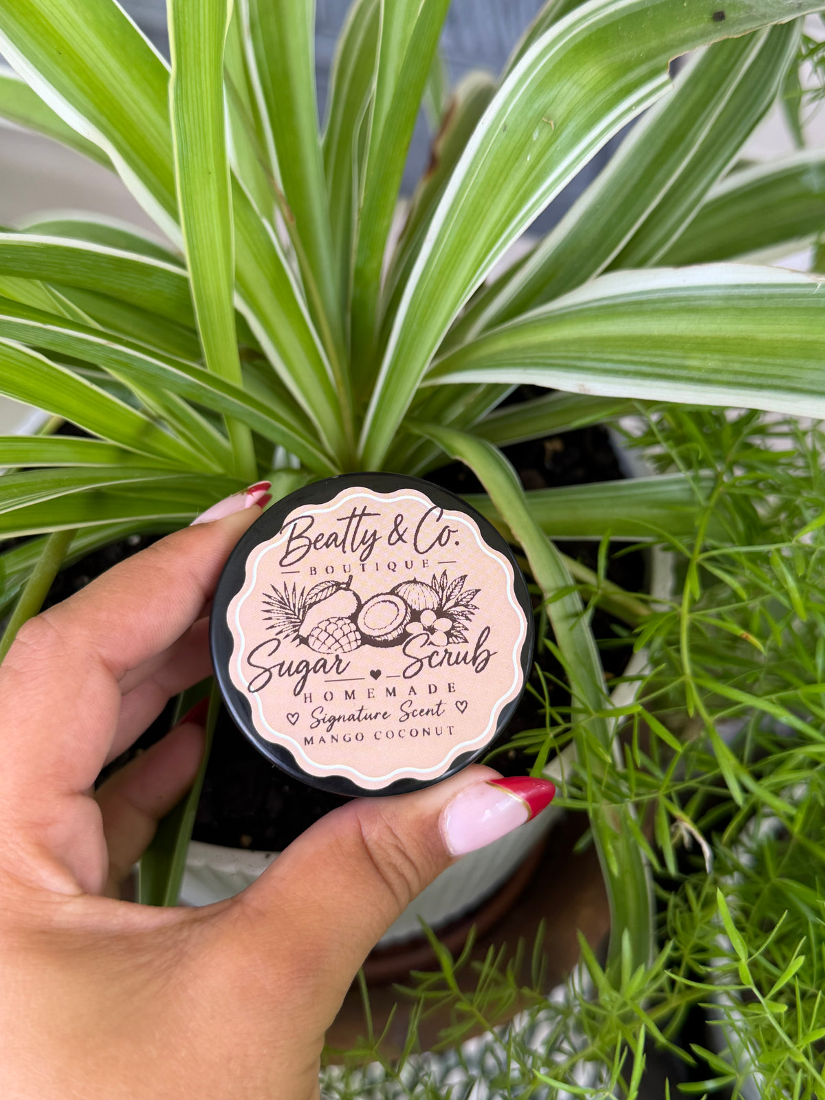 Beatty & Co. Boutique Sugar Scrub Signature Scent Mango Coconut